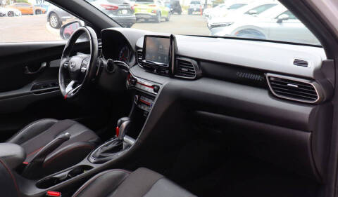2019 Hyundai Veloster