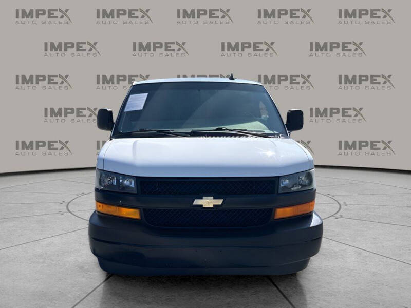 2021 Chevrolet Express 2500