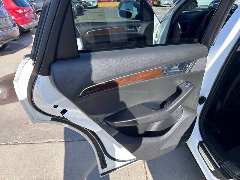 2010 Audi Q5 3.2 quattro Premium Plus