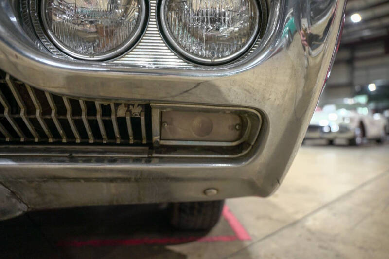 1963 Ford Thunderbird