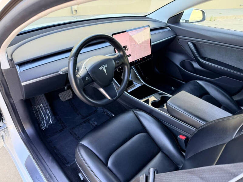 2019 Tesla Model 3 Standard Range Plus