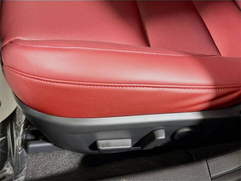 2025 Mazda Mazda3 Sedan 2.5 S Carbon Edition