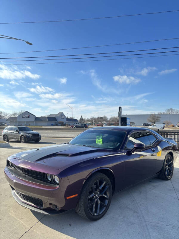 2021 Dodge Challenger SXT