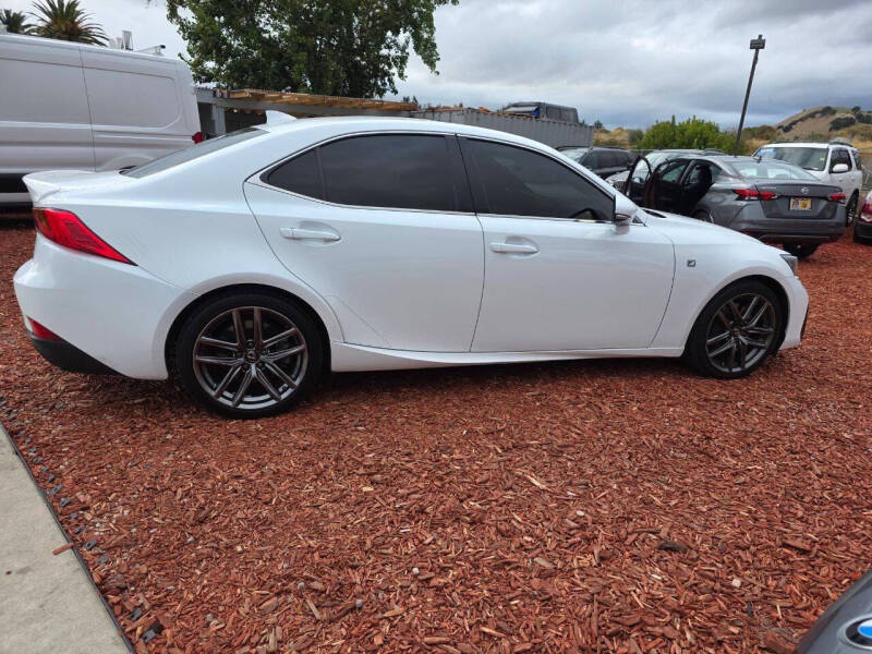 2020 Lexus IS 350