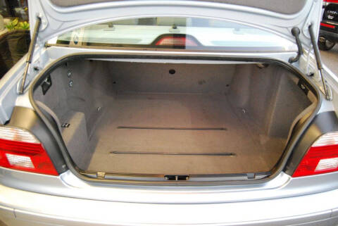 2003 BMW 5 Series 525i