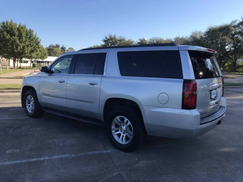 2019 Chevrolet Suburban LT