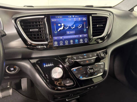 2019 Chrysler Pacifica Touring L Plus