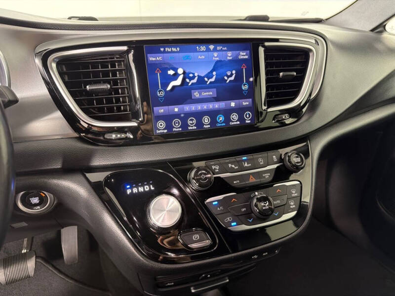 2019 Chrysler Pacifica Touring L Plus