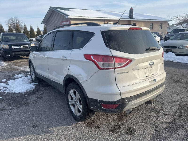 2016 Ford Escape SE