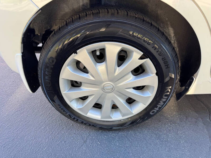 2015 Nissan Versa Note SV