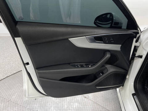 2017 Audi A4 2.0T quattro Premium Plus