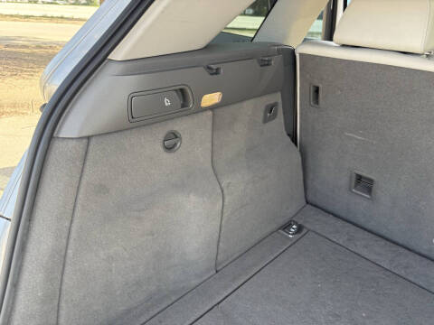 2011 Audi Q5 2.0T quattro Premium Plus