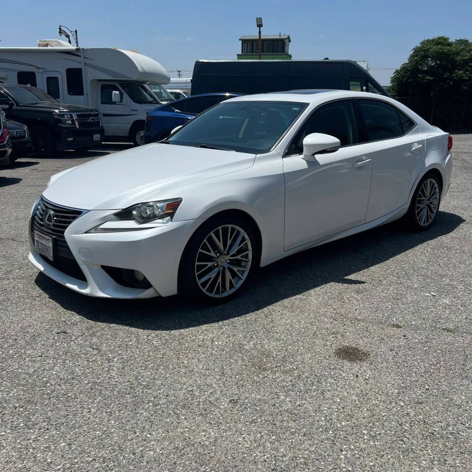 White 2014 Lexus IS 250 Base 4dr Sedan 1