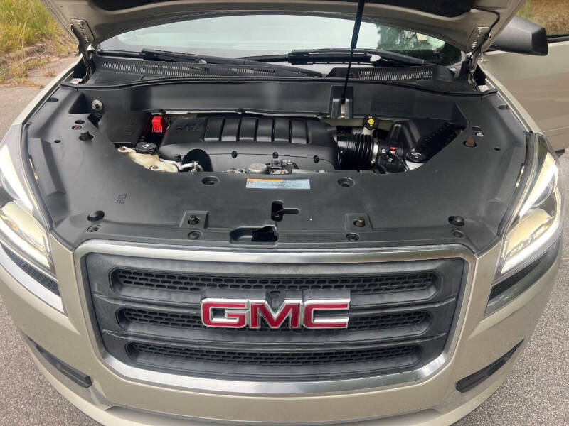 2015 GMC Acadia SLE-2