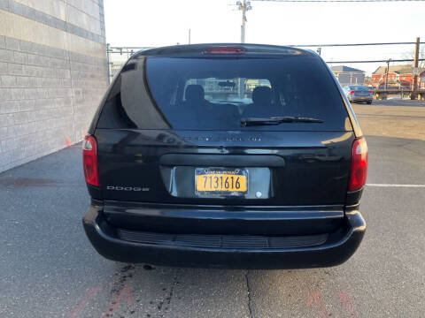 2006 Dodge Grand Caravan SE