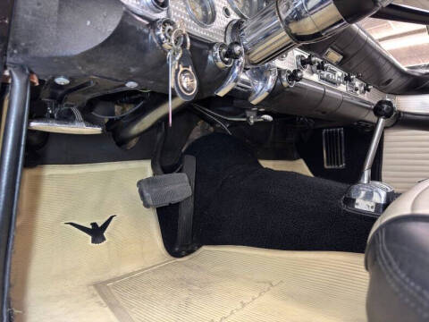 1957 Ford Thunderbird