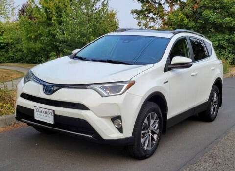 2018 Toyota RAV4 Hybrid for sale at CLEAR CHOICE AUTOMOTIVE in Milwaukie OR
