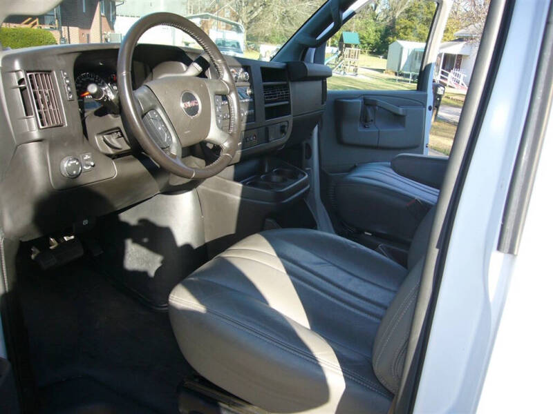 2021 GMC Savana 2500