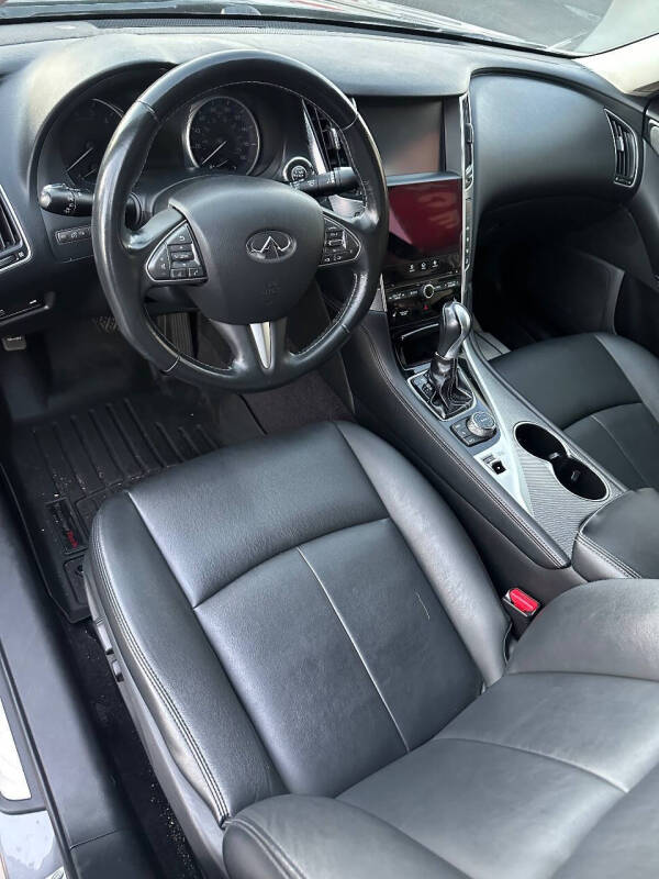 2014 Infiniti Q50 Premium