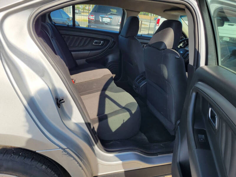 2012 Ford Taurus SEL