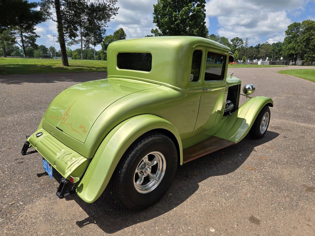 1930 Dodge 5-Window Coupe 4