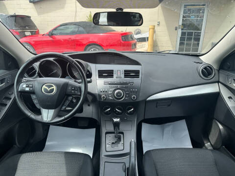 2012 Mazda MAZDA3 i Touring