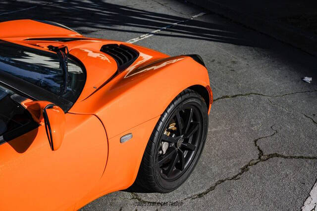 2005 Lotus Elise
