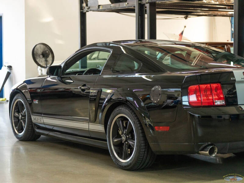 2007 Ford Mustang GT Deluxe