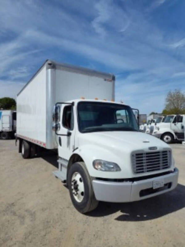 2021 Freightliner M2 106