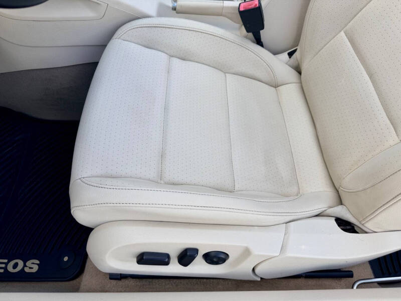 2012 Volkswagen Eos Komfort SULEV