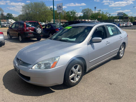 2005 Honda Accord for sale at Peak Motors in Loves Park IL