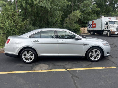 2013 Ford Taurus SEL