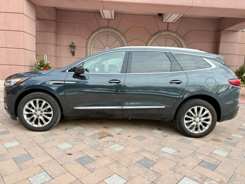 2020 Buick Enclave Essence
