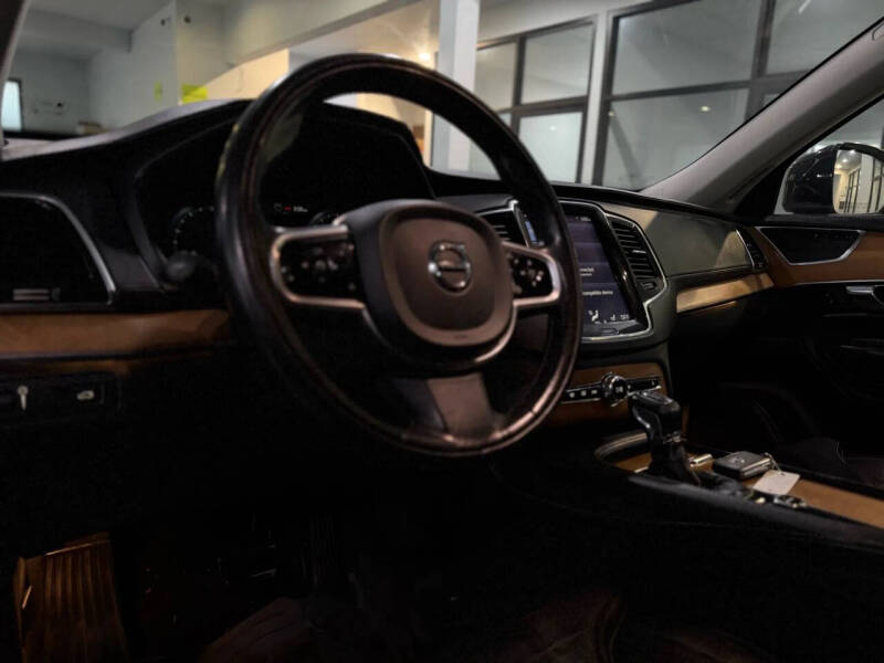 2016 Volvo XC90 T6 Inscription