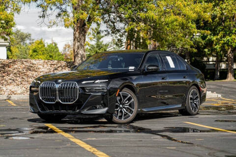 2023 BMW 7 Series 740i