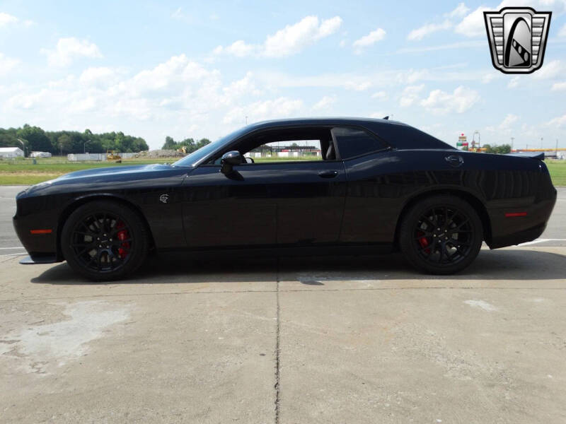 2015 Dodge Challenger SRT Hellcat