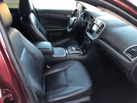 2019 Chrysler 300 Touring