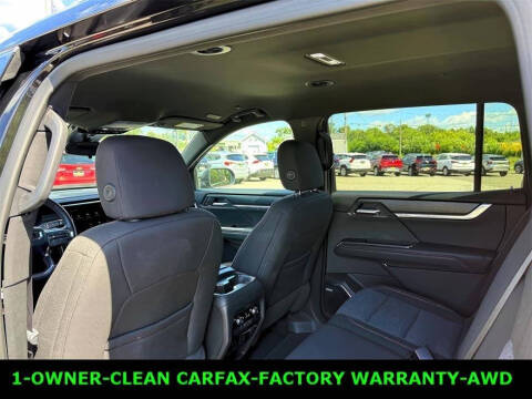 2025 GMC Acadia Elevation