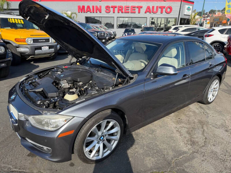 2012 BMW 3 Series 328i