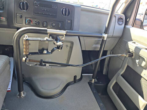 2013 Ford E-Series E-350 SD