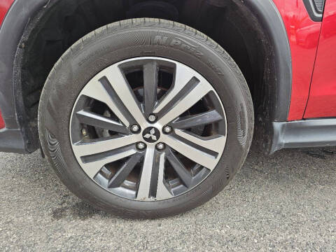 2023 Mitsubishi Outlander Sport SE