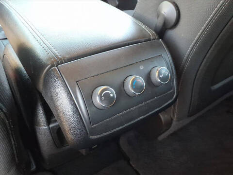 2016 GMC Acadia SLE-2