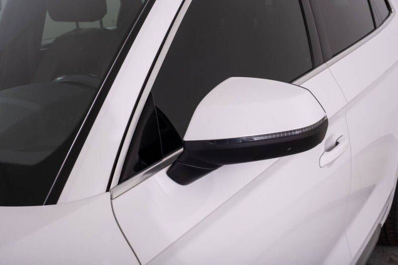 2018 Audi Q5 2.0T quattro Premium Plus