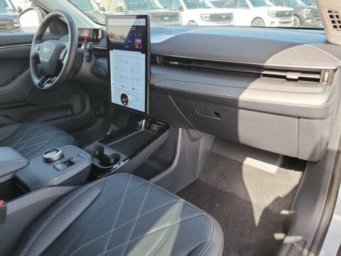 2024 Ford Mustang Mach-E Select
