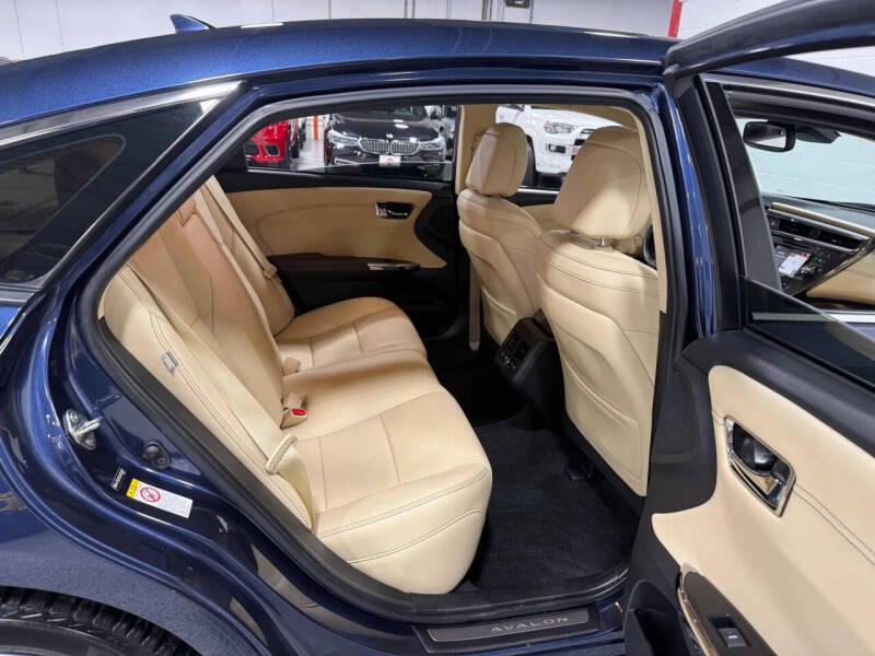 2018 Toyota Avalon Hybrid Limited