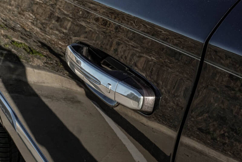 2016 Cadillac Escalade Platinum