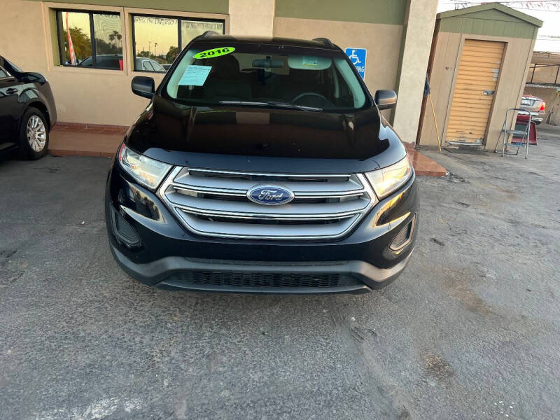 2016 Ford Edge SE's photo