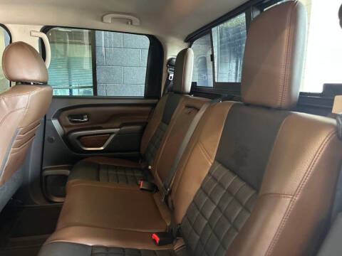 2017 Nissan Titan Platinum Reserve