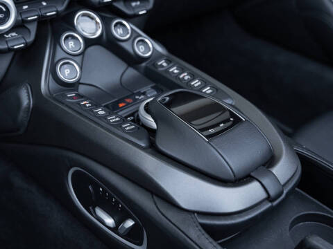 2021 Aston Martin Vantage