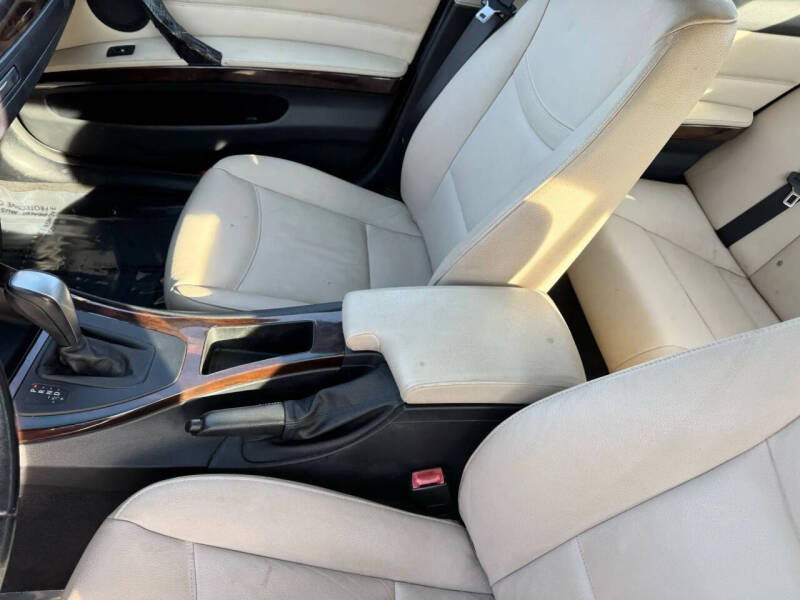 2011 BMW 3 Series 328i